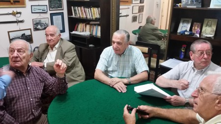 Larriva, Anello, Ferrucci, Faccioni y Fleischer.